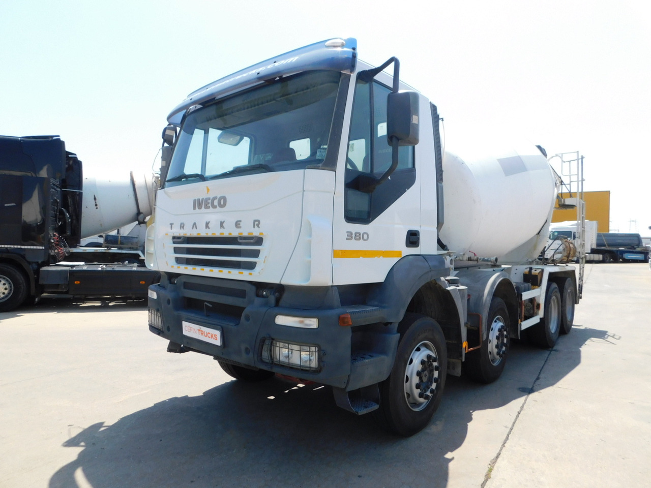 Iveco Ad340t38b trakker - Camión hormigonera: foto 1 Iveco Ad340t38b trakker - Camión hormigonera: foto 1