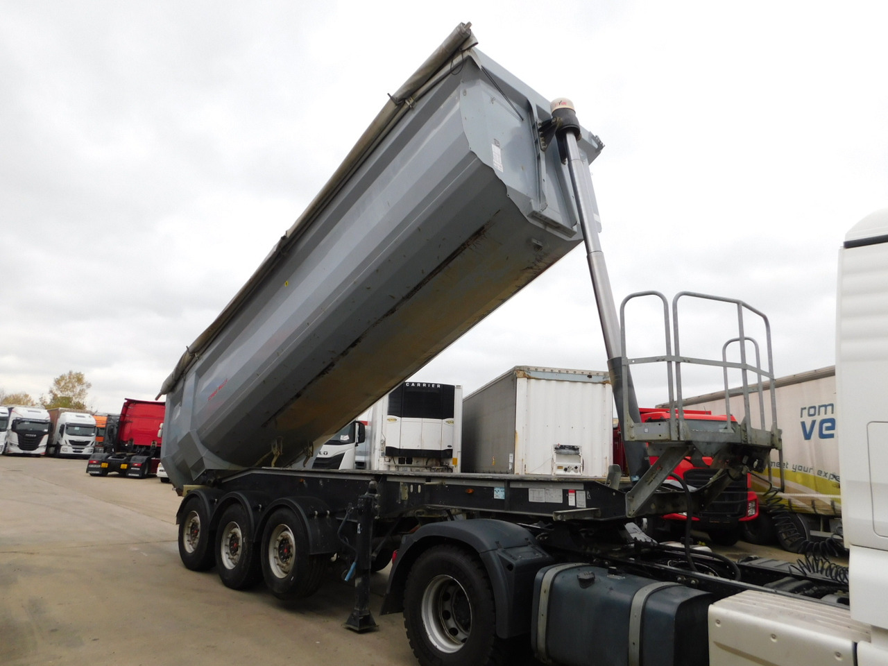 Schwarzmuller K serie - Otros maquinaria: foto 2 Schwarzmuller K serie - Otros maquinaria: foto 2