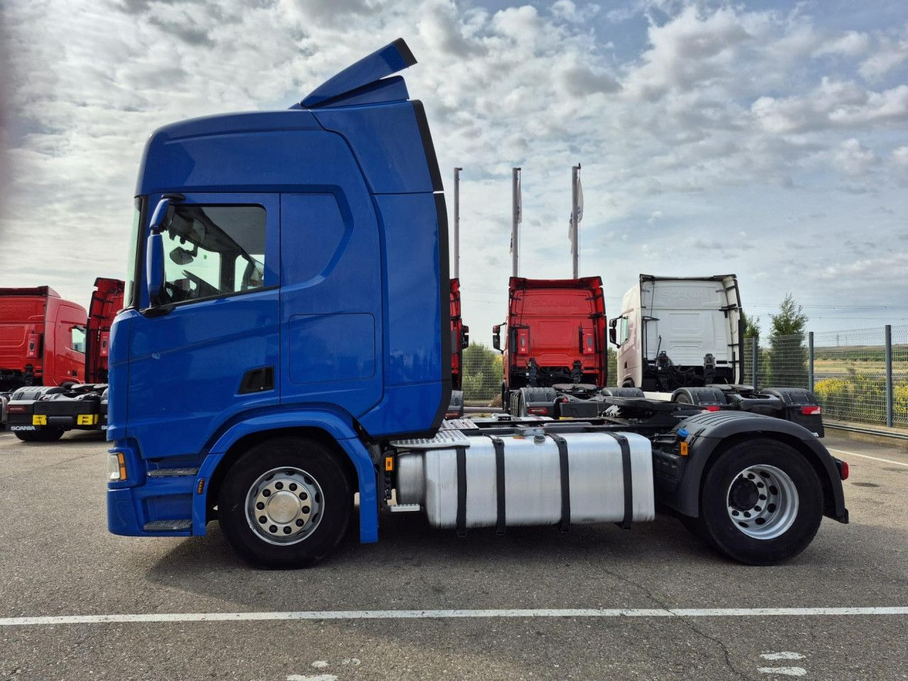 Scania R 450 - Cabeza tractora: foto 3 Scania R 450 - Cabeza tractora: foto 3