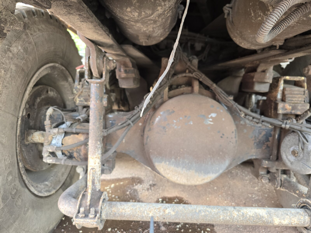 ASTRA HHD8 86.48-80 8x6 ASTRA HHD8 86.48-80 8x6 Mulde ca. 23m³ - Dúmper: foto 2 ASTRA HHD8 86.48-80 8x6 ASTRA HHD8 86.48-80 8x6 Mulde ca. 23m³ - Dúmper: foto 2