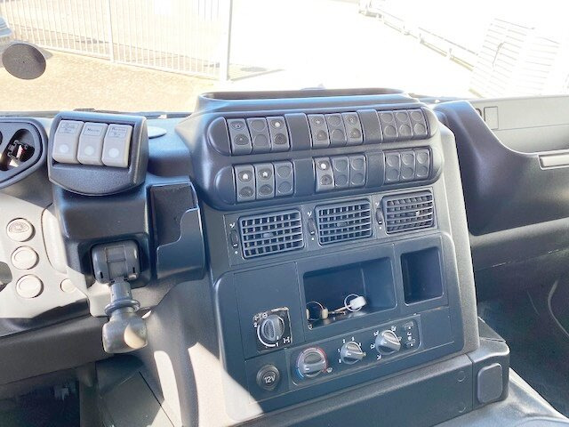 Andere Trakker AD260T41W 6x6 Trakker AD260T41W 6x6 - Camión chasis: foto 3 Andere Trakker AD260T41W 6x6 Trakker AD260T41W 6x6 - Camión chasis: foto 3
