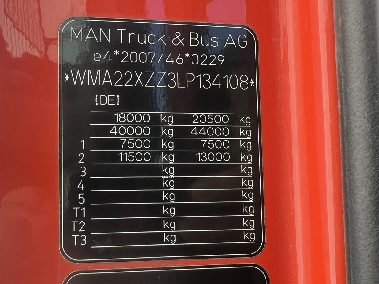 MAN TGX 18.500 4X4H BLS TGX 18.500 4X4H BLS, PriTarder, HydroDrive, Kipphydraulik - Cabeza tractora: foto 2 MAN TGX 18.500 4X4H BLS TGX 18.500 4X4H BLS, PriTarder, HydroDrive, Kipphydraulik - Cabeza tractora: foto 2