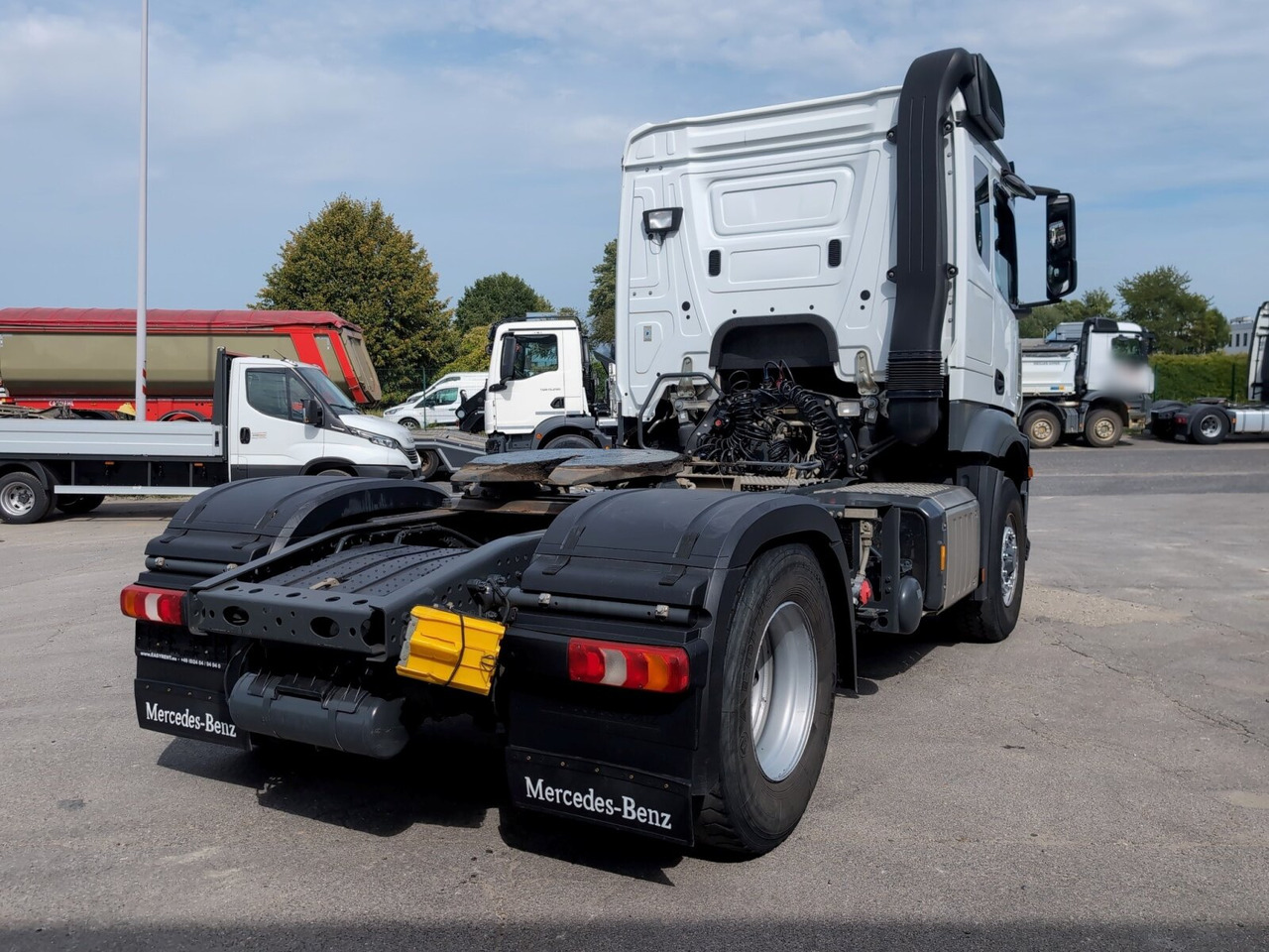 Mercedes-Benz Actros 2148 LS 4x4 HAD Actros 2148 LS 4x4 HAD, Retarder, Navi, MultimediaCockpit, Hydraulik - Cabeza tractora: foto 2 Mercedes-Benz Actros 2148 LS 4x4 HAD Actros 2148 LS 4x4 HAD, Retarder, Navi, MultimediaCockpit, Hydraulik - Cabeza tractora: foto 2