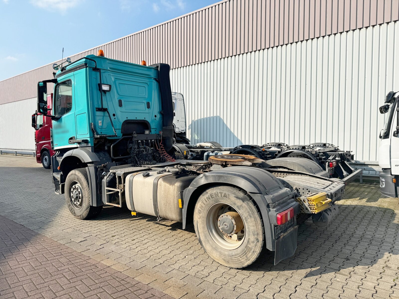 Mercedes-Benz Arocs 1842 LS 4x4 HAD Arocs 1842 LS 4x4 HAD, HydroDrive, Kipphydraulik - Cabeza tractora: foto 5 Mercedes-Benz Arocs 1842 LS 4x4 HAD Arocs 1842 LS 4x4 HAD, HydroDrive, Kipphydraulik - Cabeza tractora: foto 5
