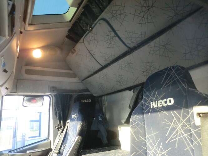 Stralis 440S43T/P 4x2 Stralis 440S43T/P 4x2, ONLY FOR SPAREPARTS!!! - Cabeza tractora: foto 5 Stralis 440S43T/P 4x2 Stralis 440S43T/P 4x2, ONLY FOR SPAREPARTS!!! - Cabeza tractora: foto 5