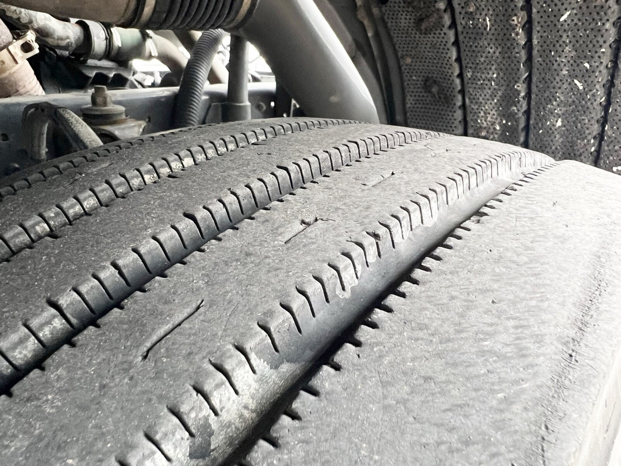 Stralis AS440S42 4x2 Stralis AS440S42 4x2, Retarder - Cabeza tractora: foto 5 Stralis AS440S42 4x2 Stralis AS440S42 4x2, Retarder - Cabeza tractora: foto 5