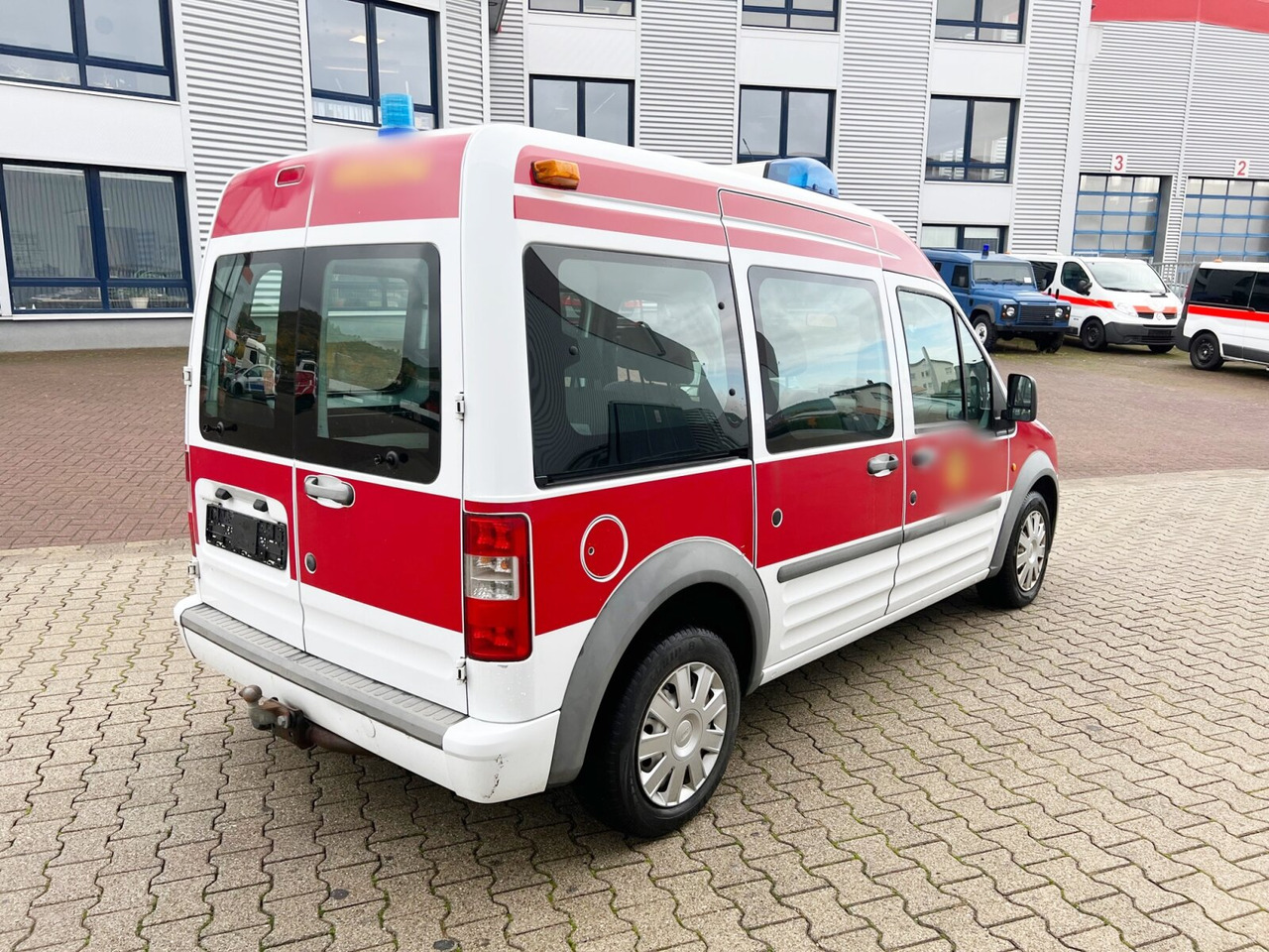 Furgoneta pequeña Ford Tourneo Connect 4x2 Tourneo Connect 4x2, Personentransporter, 8-Sitzer: foto 11