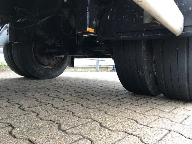 HDK 1860 HDK 1860 Hinterkippmulde ca. 28m³ mit Seperatmotor, eigene Hydraulik - Remolque volquete: foto 5 HDK 1860 HDK 1860 Hinterkippmulde ca. 28m³ mit Seperatmotor, eigene Hydraulik - Remolque volquete: foto 5