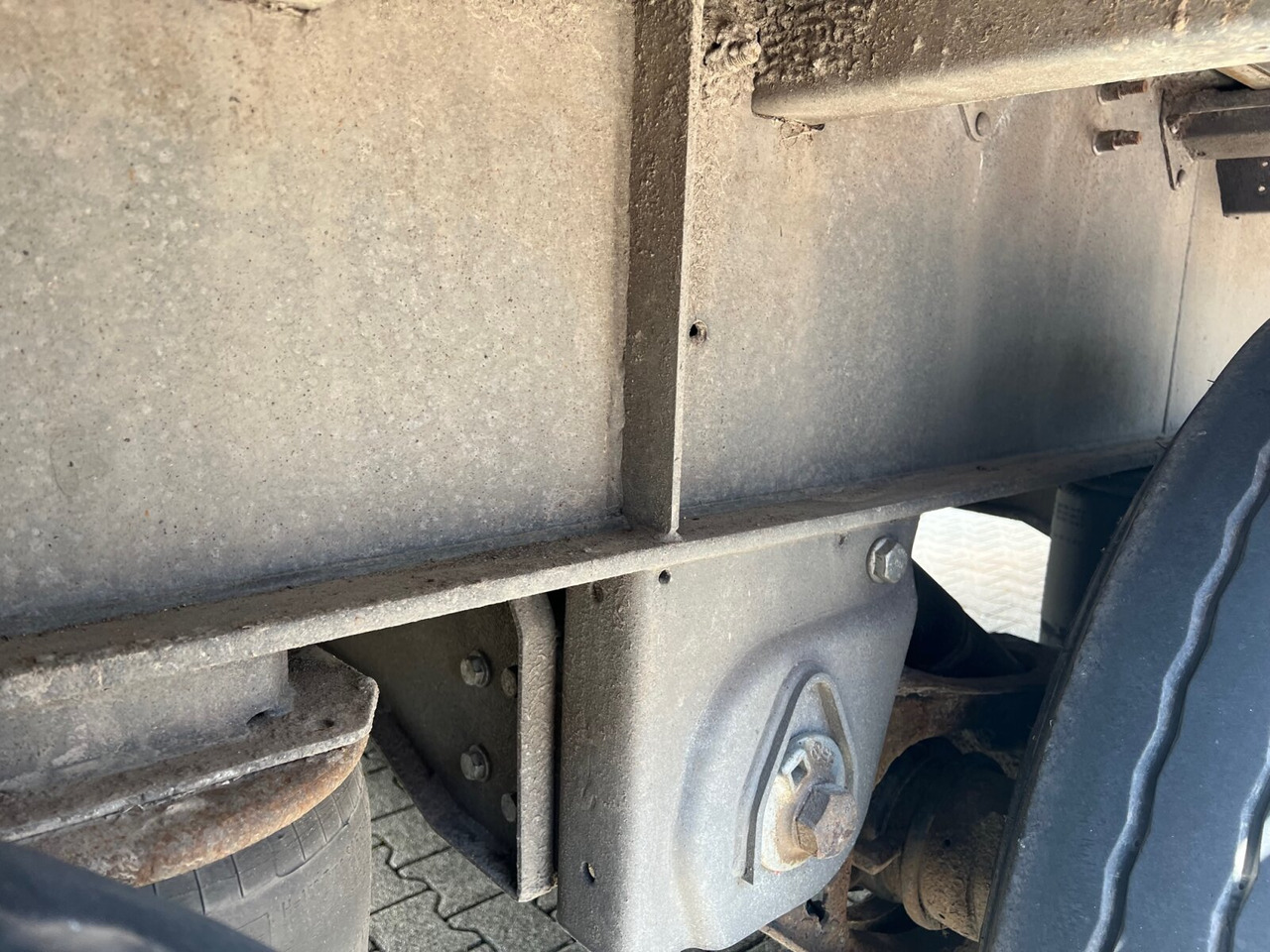 Humbaur HSA 2006 HSA 2006, Verzinkt - Semirremolque plataforma/ Caja abierta: foto 4 Humbaur HSA 2006 HSA 2006, Verzinkt - Semirremolque plataforma/ Caja abierta: foto 4