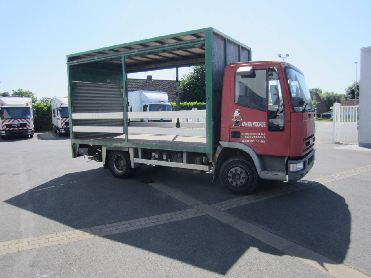 Iveco EuroCargo 80E 15/85 - Camión caja cerrada: foto 5 Iveco EuroCargo 80E 15/85 - Camión caja cerrada: foto 5