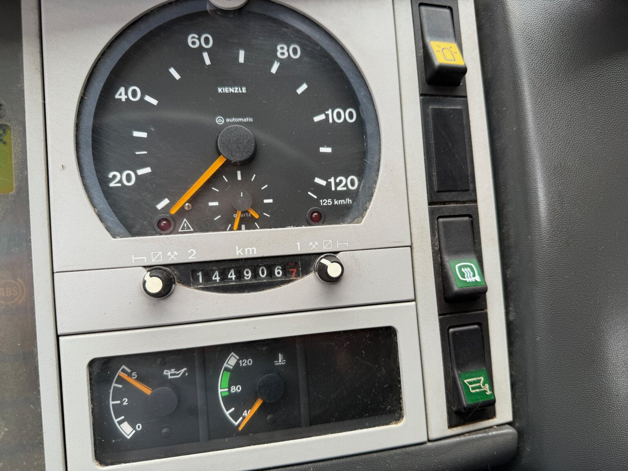MAN 14.225 LAK 4x4 BB 14.225 LAK 4x4 BB, Winterdienstausstattung - Camión volquete: foto 4 MAN 14.225 LAK 4x4 BB 14.225 LAK 4x4 BB, Winterdienstausstattung - Camión volquete: foto 4