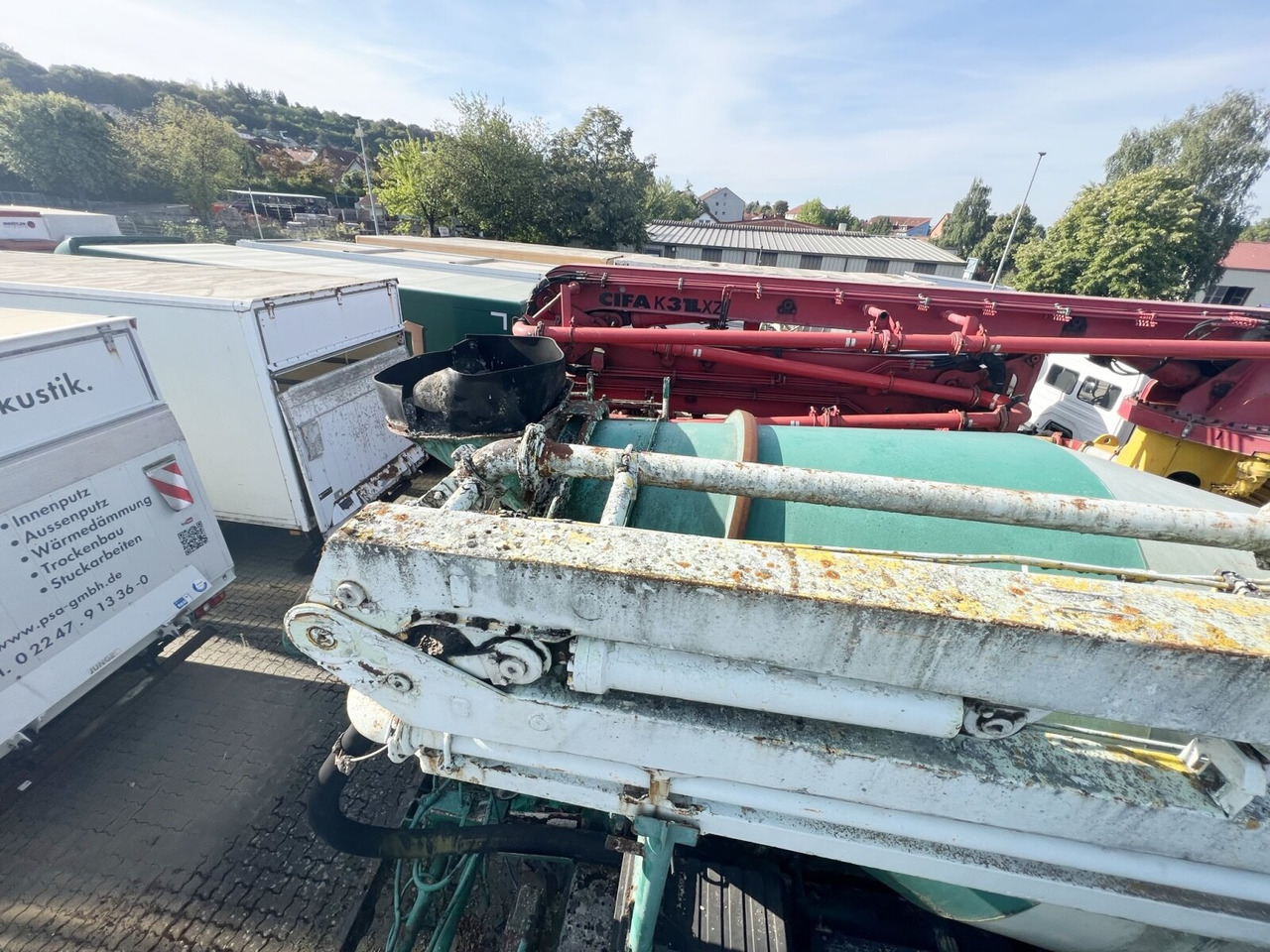 MAN 33.292 8x4 33.292 8x4 Mischer Stetter 7m³ mit Pumpe Schwing 21m, 6-Zylinder - Camión hormigonera: foto 3 MAN 33.292 8x4 33.292 8x4 Mischer Stetter 7m³ mit Pumpe Schwing 21m, 6-Zylinder - Camión hormigonera: foto 3