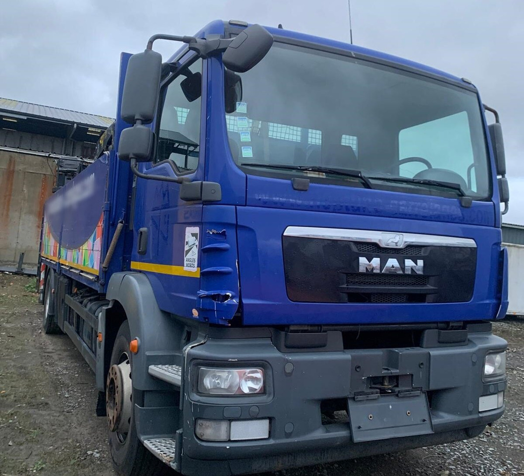 MAN TGM 18.290 4x2 BL mit MOTORSCHADEN! TGM 18.290 4x2 BL, Heckkran Palfinger PK12001L, MOTORSCHADEN! - Camión grúa, Camión caja abierta: foto 4 MAN TGM 18.290 4x2 BL mit MOTORSCHADEN! TGM 18.290 4x2 BL, Heckkran Palfinger PK12001L, MOTORSCHADEN! - Camión grúa, Camión caja abierta: foto 4