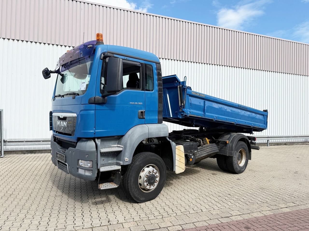 MAN TGS 18.360 4x4 BB TGS 18.360 4x4 BB - Camión volquete: foto 1 MAN TGS 18.360 4x4 BB TGS 18.360 4x4 BB - Camión volquete: foto 1