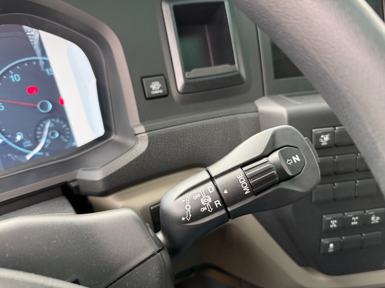 MAN TGS 41.480 8x4 BB CH TGS 41.480 8x4 BB CH, MEHRFACH VORHANDEN! - Camión chasis: foto 5 MAN TGS 41.480 8x4 BB CH TGS 41.480 8x4 BB CH, MEHRFACH VORHANDEN! - Camión chasis: foto 5