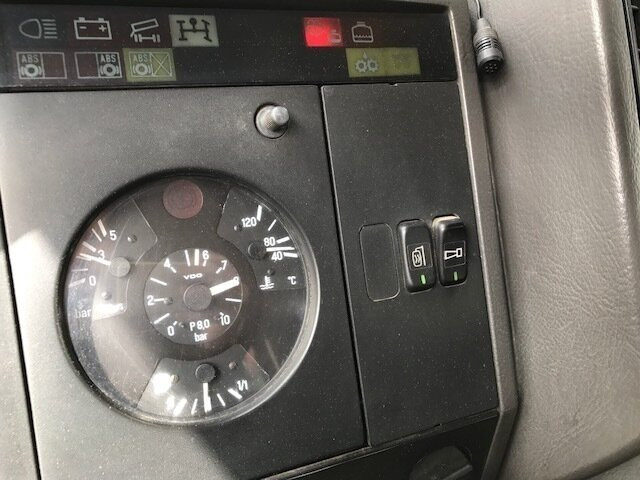 Camión chasis Mercedes-Benz 2638 K 6x4 2638 K 6x4: foto 11 Camión chasis Mercedes-Benz 2638 K 6x4 2638 K 6x4: foto 11