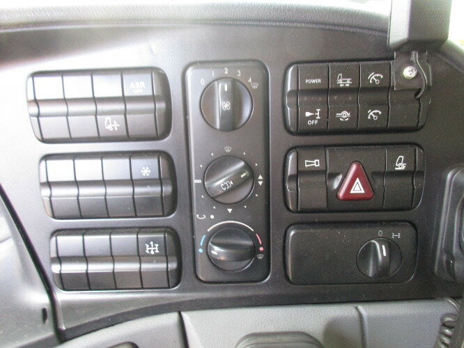 Mercedes-Benz Actros 1841L 4x2 1841L 4x2 Lück Getreidekipper, Retarder, 2x VORH.! - Camión volquete: foto 3 Mercedes-Benz Actros 1841L 4x2 1841L 4x2 Lück Getreidekipper, Retarder, 2x VORH.! - Camión volquete: foto 3
