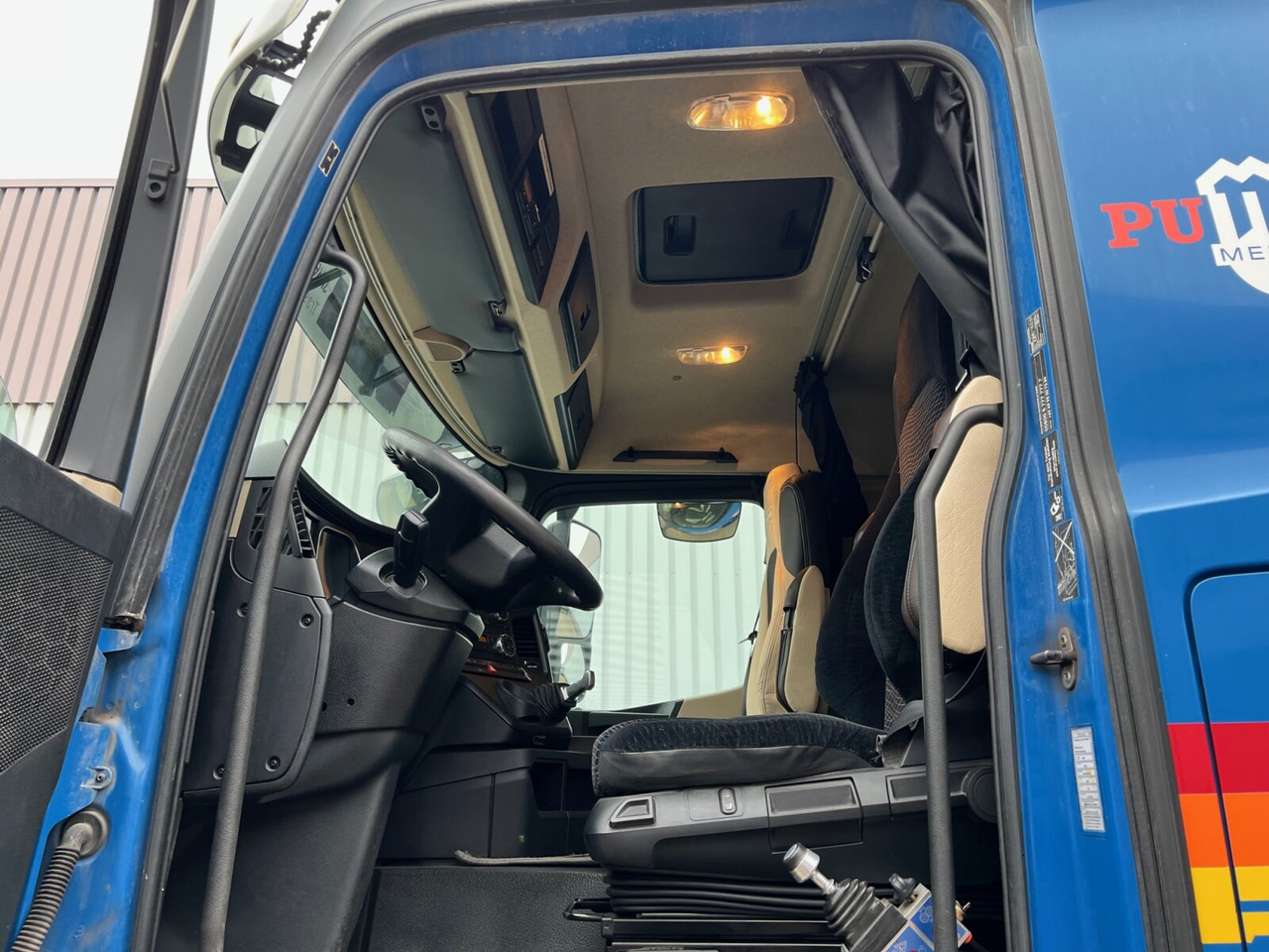 Mercedes-Benz Actros 1848 L 4x2 Actros 1848 L 4x2, Retarder, Getreidekipper ca. 16m³ - Camión volquete: foto 4 Mercedes-Benz Actros 1848 L 4x2 Actros 1848 L 4x2, Retarder, Getreidekipper ca. 16m³ - Camión volquete: foto 4