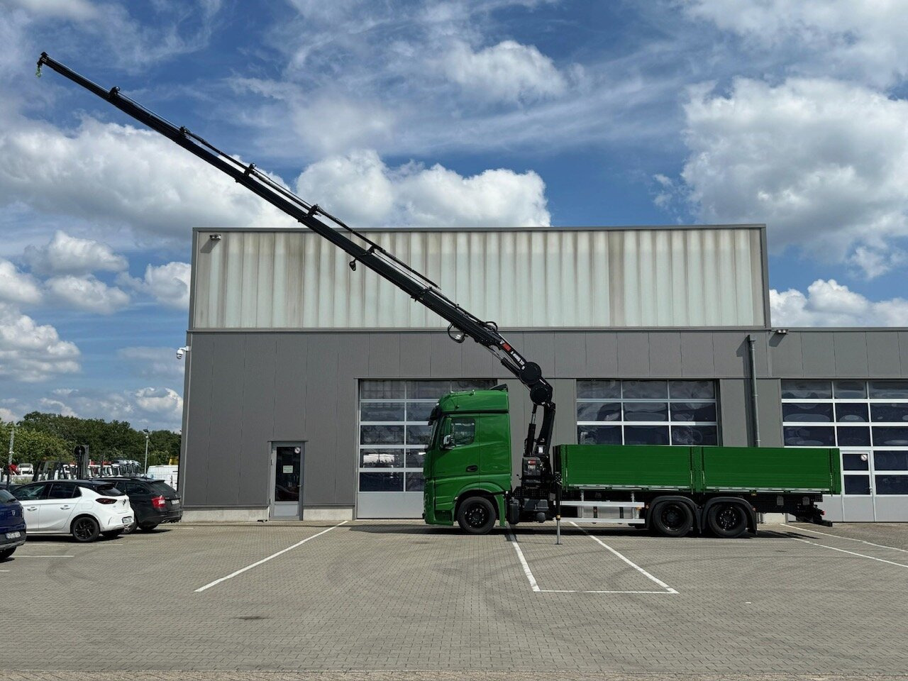 Mercedes-Benz Actros 2548 L 6x2 Actros 2548 L 6x2, Actros 2548 L, 6x2 mit Kran Hiab X-HiDuo 228 - Camión grúa: foto 2 Mercedes-Benz Actros 2548 L 6x2 Actros 2548 L 6x2, Actros 2548 L, 6x2 mit Kran Hiab X-HiDuo 228 - Camión grúa: foto 2