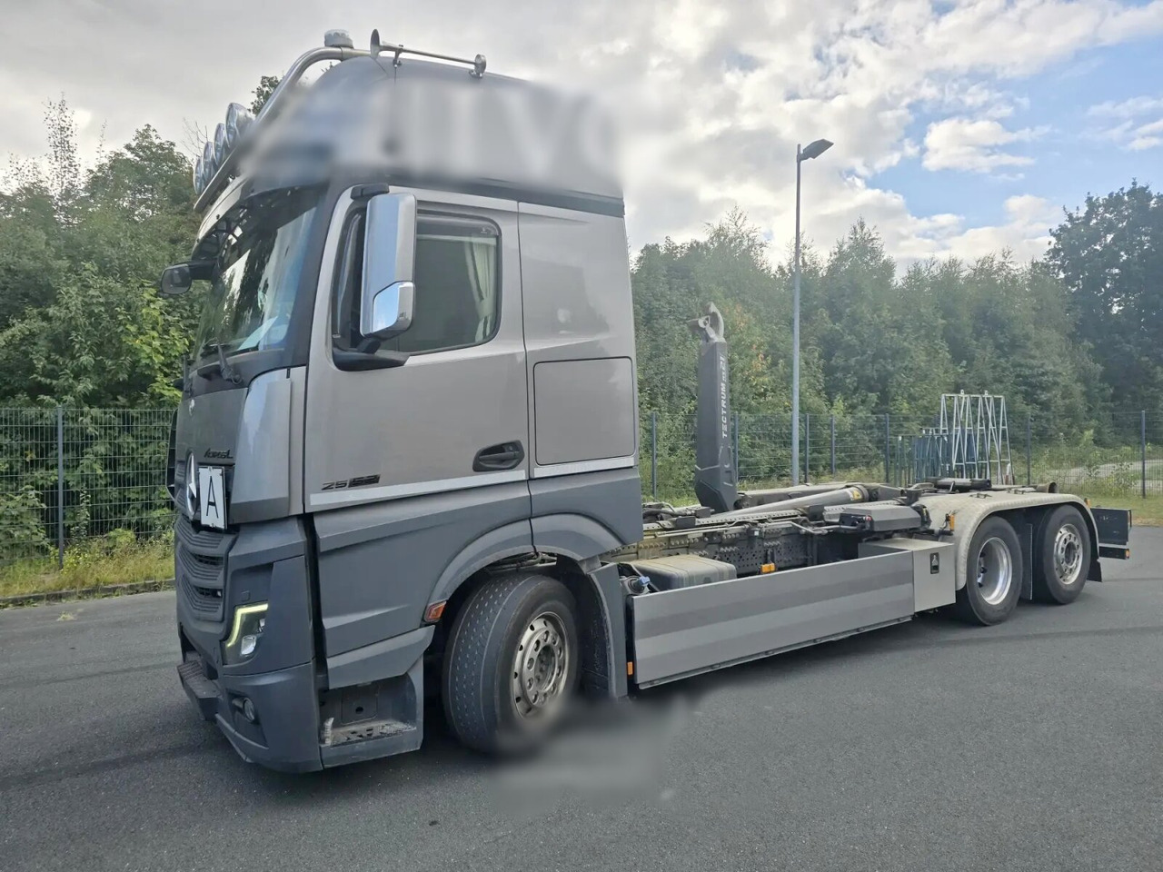 Mercedes-Benz Actros 2552 L 6x2 Actros 2552 L 6x2, Lenk/Lift, Retarder, GigaSpace, LED, Motorabtrieb, Meiller Tectrum, Funk - Camión multibasculante: foto 1 Mercedes-Benz Actros 2552 L 6x2 Actros 2552 L 6x2, Lenk/Lift, Retarder, GigaSpace, LED, Motorabtrieb, Meiller Tectrum, Funk - Camión multibasculante: foto 1