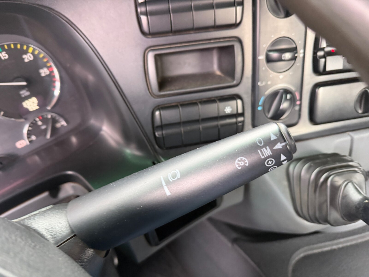 Leasing para Mercedes-Benz Actros 2641 6x4 Actros 2641 6x4 Mercedes-Benz Actros 2641 6x4 Actros 2641 6x4: foto 6 Leasing para Mercedes-Benz Actros 2641 6x4 Actros 2641 6x4 Mercedes-Benz Actros 2641 6x4 Actros 2641 6x4: foto 6