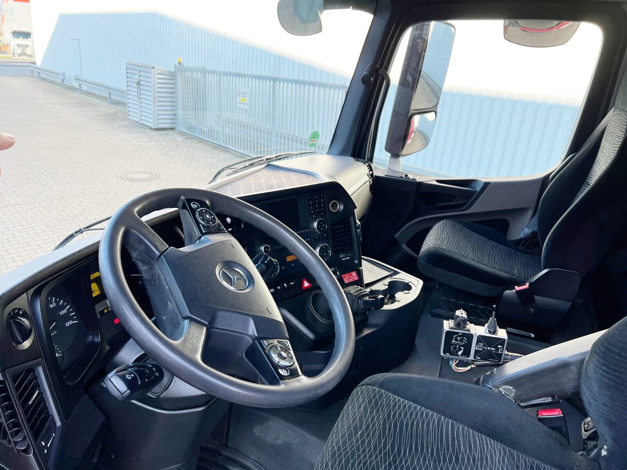 Mercedes-Benz Antos 2545 L 6x2 Antos 2545 L 6x2, Retarder, Lenk-/Liftachse - Camión multibasculante: foto 3 Mercedes-Benz Antos 2545 L 6x2 Antos 2545 L 6x2, Retarder, Lenk-/Liftachse - Camión multibasculante: foto 3