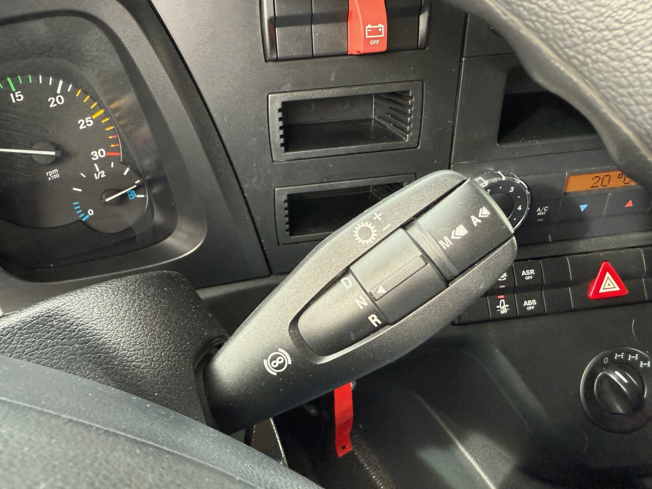 Mercedes-Benz Arocs 1827/30 A 4x4 Arocs 1827/30 A 4x4, mehrfach vorhanden! - Camión chasis: foto 4 Mercedes-Benz Arocs 1827/30 A 4x4 Arocs 1827/30 A 4x4, mehrfach vorhanden! - Camión chasis: foto 4