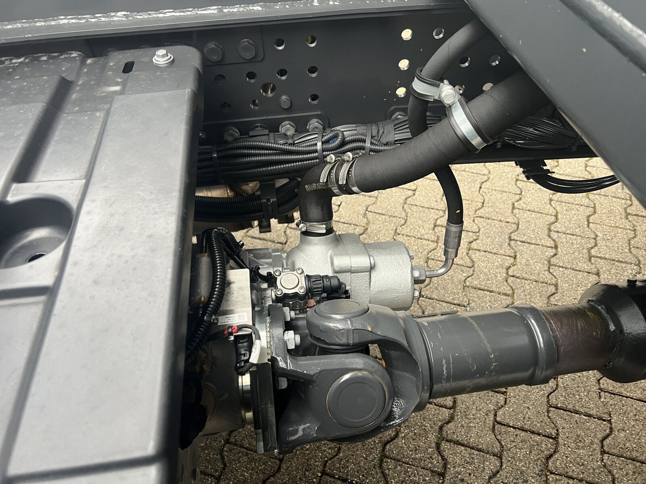 Mercedes-Benz Arocs 2645 K 6x4 Arocs 2645 K 6x4, MultimediaCockpit, Bordmatik links - Camión volquete: foto 3 Mercedes-Benz Arocs 2645 K 6x4 Arocs 2645 K 6x4, MultimediaCockpit, Bordmatik links - Camión volquete: foto 3