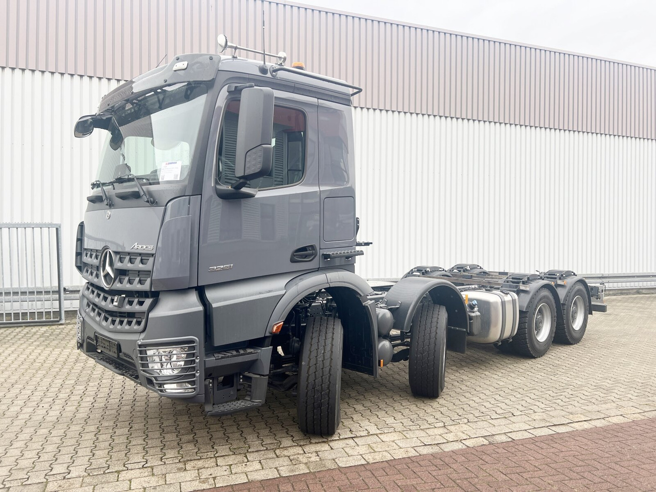 Camión multibasculante nuevo Mercedes-Benz Arocs 3251 L 8x4/4 Arocs 3251 L 8x4/4, Motorabtrieb: foto 8