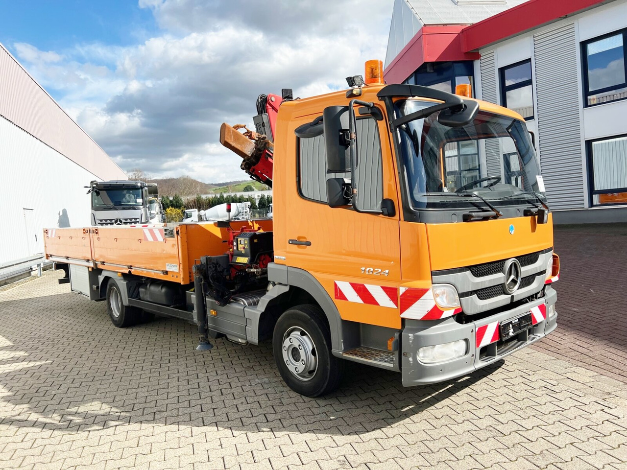 Camión grúa, Camión caja abierta Mercedes-Benz Atego 1024 L 4x2 Atego 1024 L 4x2 mit Kran Fassi F80A.0.21: foto 9