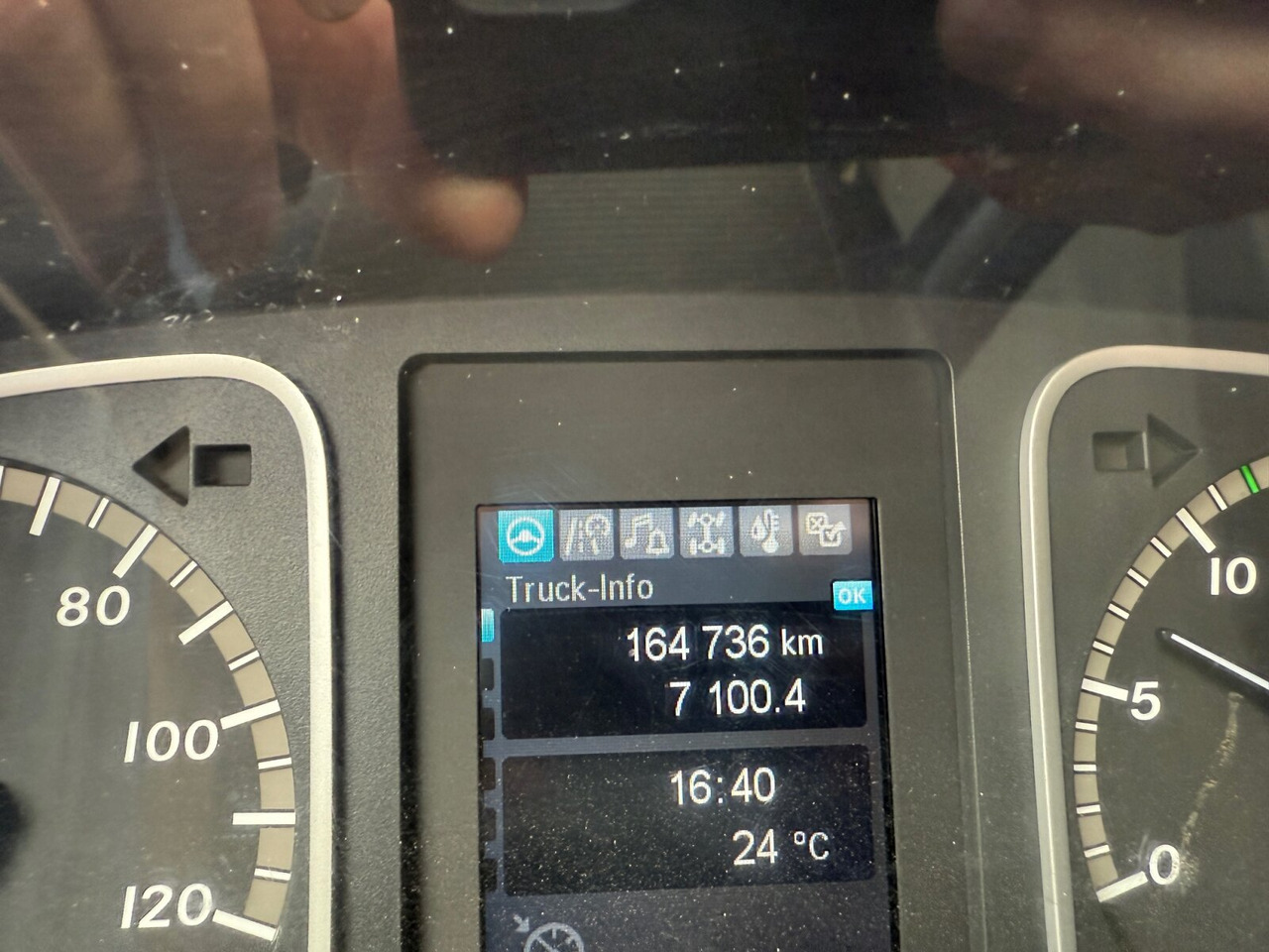 Mercedes-Benz Atego 1223 K 4x2 Atego 1223 K 4x2, 2x AHK - Camión volquete: foto 4 Mercedes-Benz Atego 1223 K 4x2 Atego 1223 K 4x2, 2x AHK - Camión volquete: foto 4