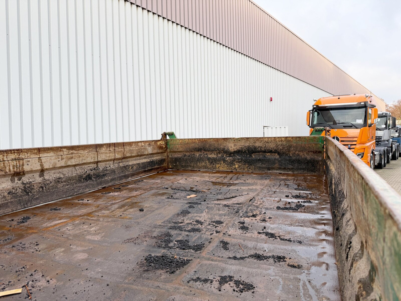 Mercedes-Benz Atego 818 K 4x2 Atego 818 K 4x2, 2x AHK - Camión volquete: foto 2 Mercedes-Benz Atego 818 K 4x2 Atego 818 K 4x2, 2x AHK - Camión volquete: foto 2