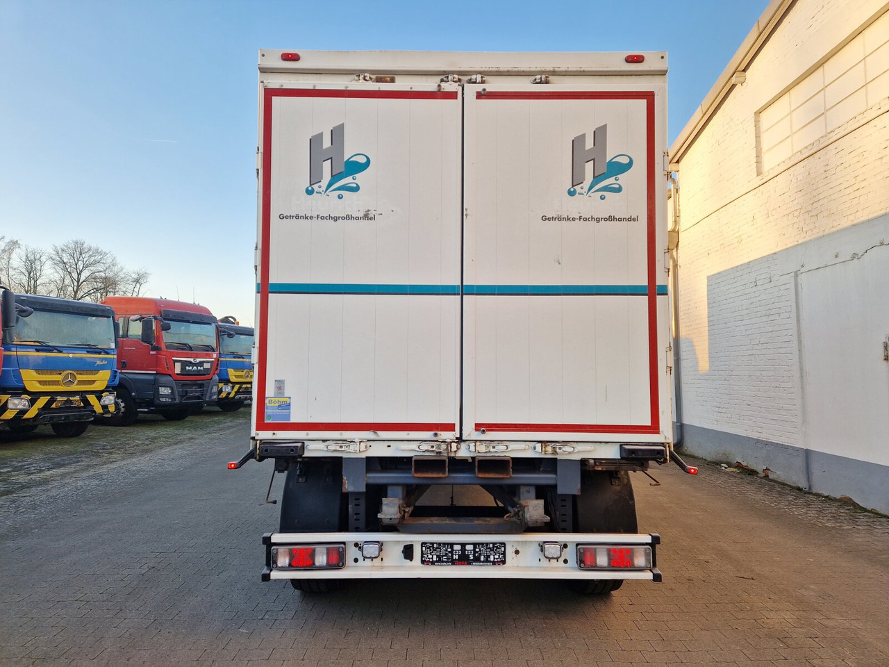 Orten PRASQ 18 Getränkeanhänger PRASQ 18 Getränkeanhänger, Stapleraufnahme, 12x VORHANDEN! - Remolque caja cerrada: foto 4 Orten PRASQ 18 Getränkeanhänger PRASQ 18 Getränkeanhänger, Stapleraufnahme, 12x VORHANDEN! - Remolque caja cerrada: foto 4
