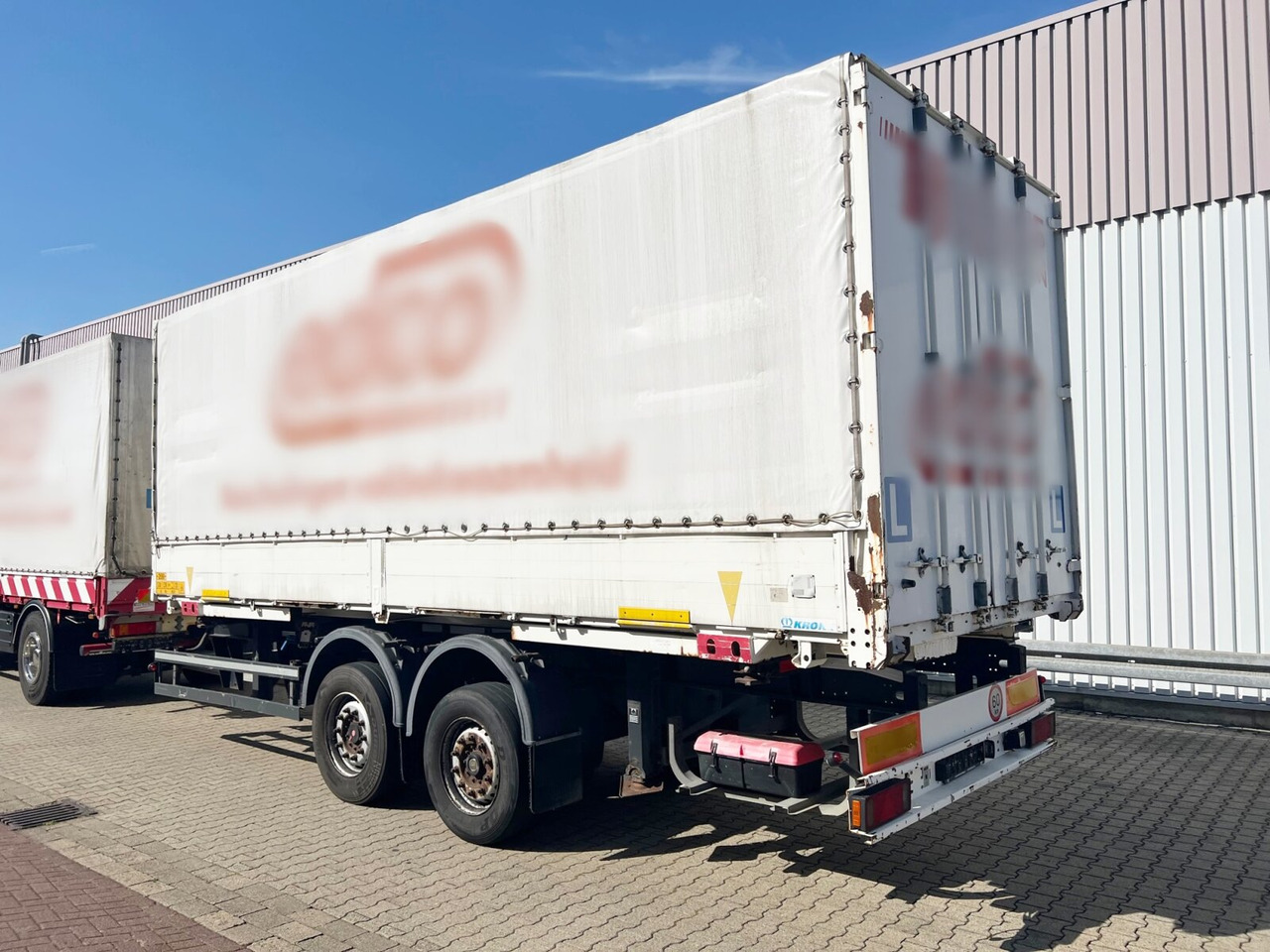 Schmitz Cargobull ZWF 18 ZWF 18 - Remolque con toldo: foto 4 Schmitz Cargobull ZWF 18 ZWF 18 - Remolque con toldo: foto 4