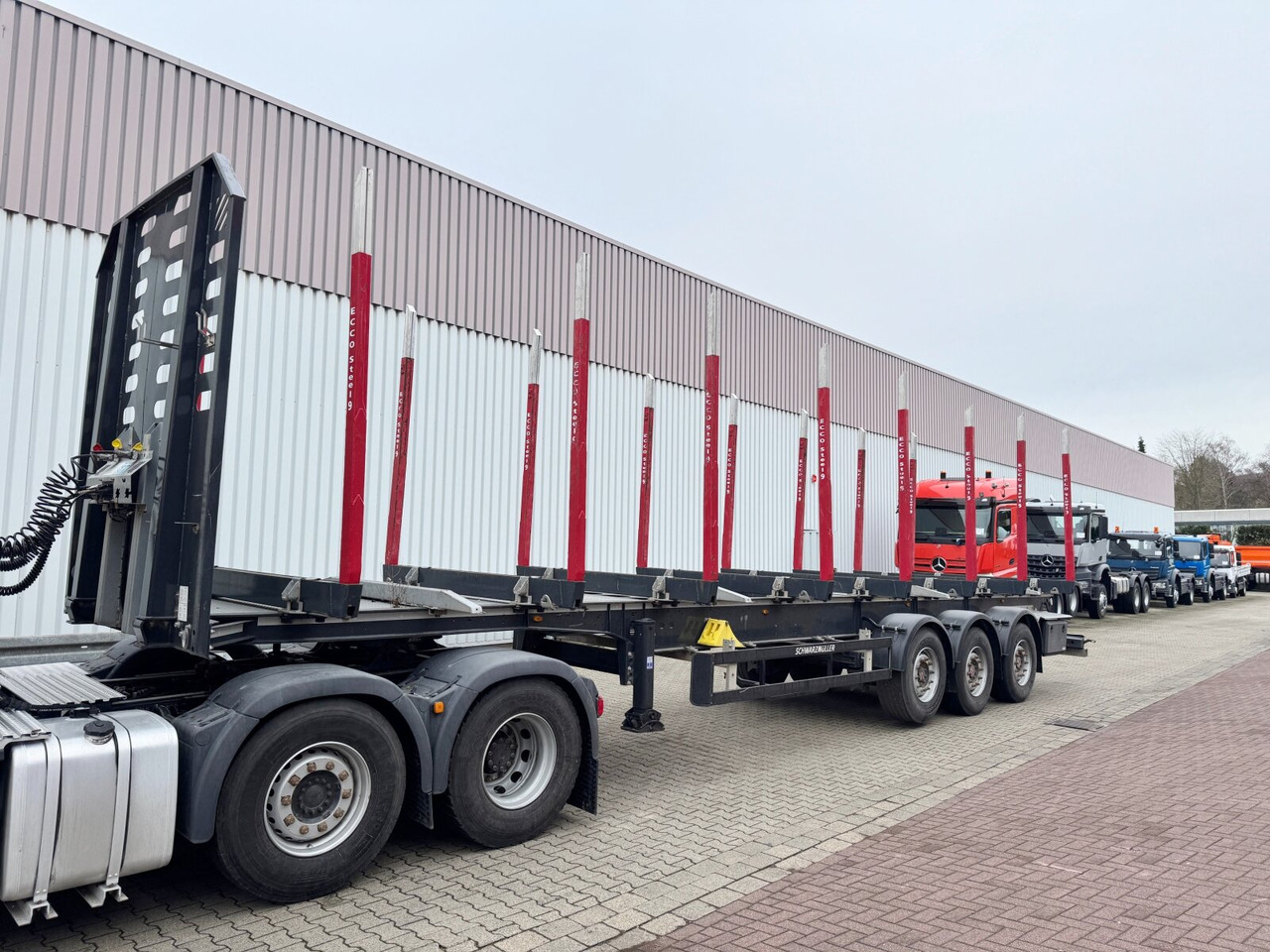 Schwarzmüller 3-Achs Holzauflieger 3-Achs Holzauflieger, Liftachse, MEHRFACH VORHANDEN! - Semirremolque maderero: foto 1 Schwarzmüller 3-Achs Holzauflieger 3-Achs Holzauflieger, Liftachse, MEHRFACH VORHANDEN! - Semirremolque maderero: foto 1
