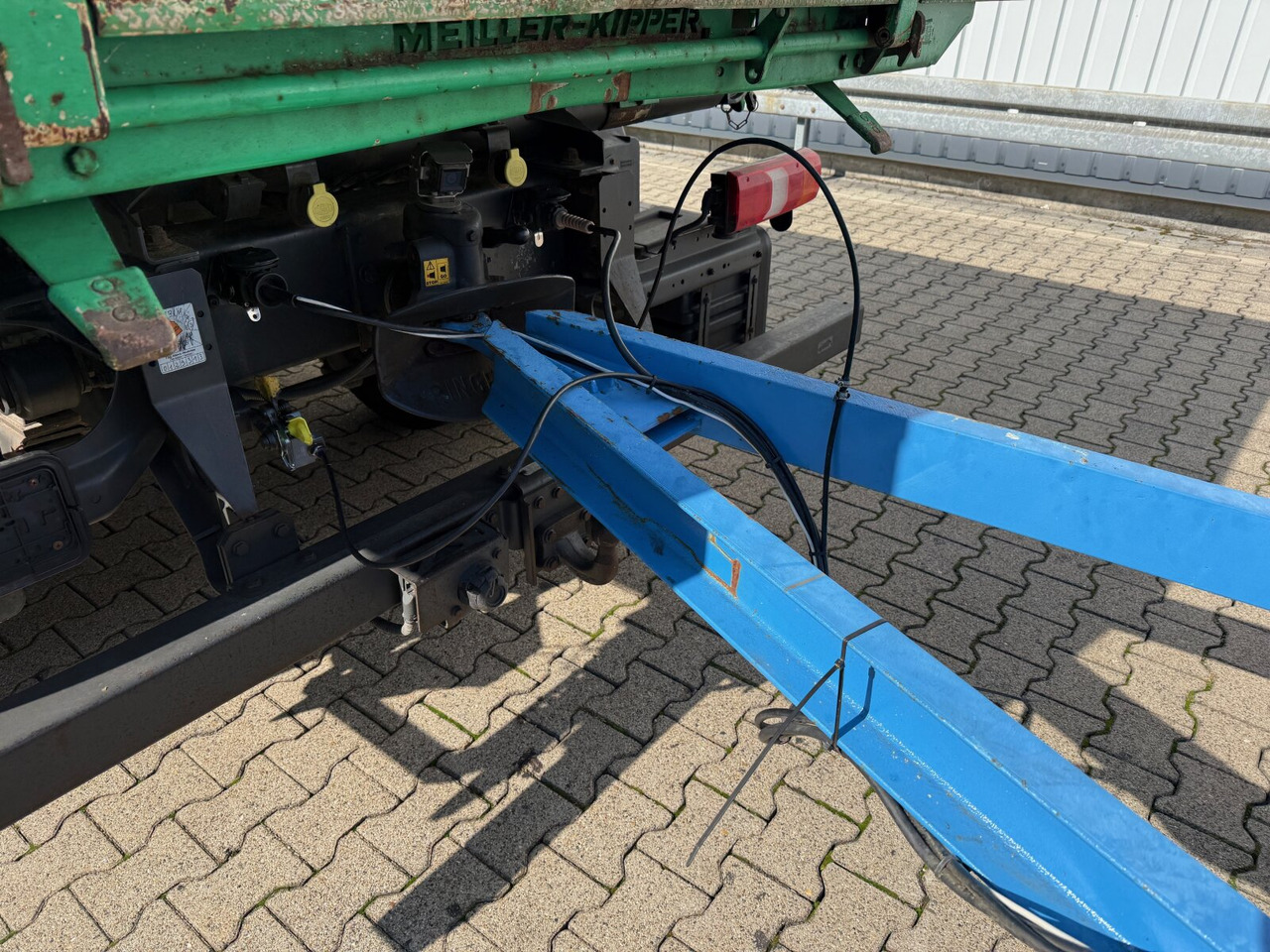 Scorpion 3-Achs Tiefladeanhänger Scorpion 3-Achs Tiefladeanhänger, Liftachse, pneumatische Auffahrrampen - Remolque góndola rebajadas: foto 5 Scorpion 3-Achs Tiefladeanhänger Scorpion 3-Achs Tiefladeanhänger, Liftachse, pneumatische Auffahrrampen - Remolque góndola rebajadas: foto 5