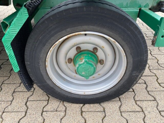 TL 6,4 Empl TL 6,4 Spezial-Tiefladeanhänger, Ex-Polizei - Remolque góndola rebajadas: foto 2 TL 6,4 Empl TL 6,4 Spezial-Tiefladeanhänger, Ex-Polizei - Remolque góndola rebajadas: foto 2