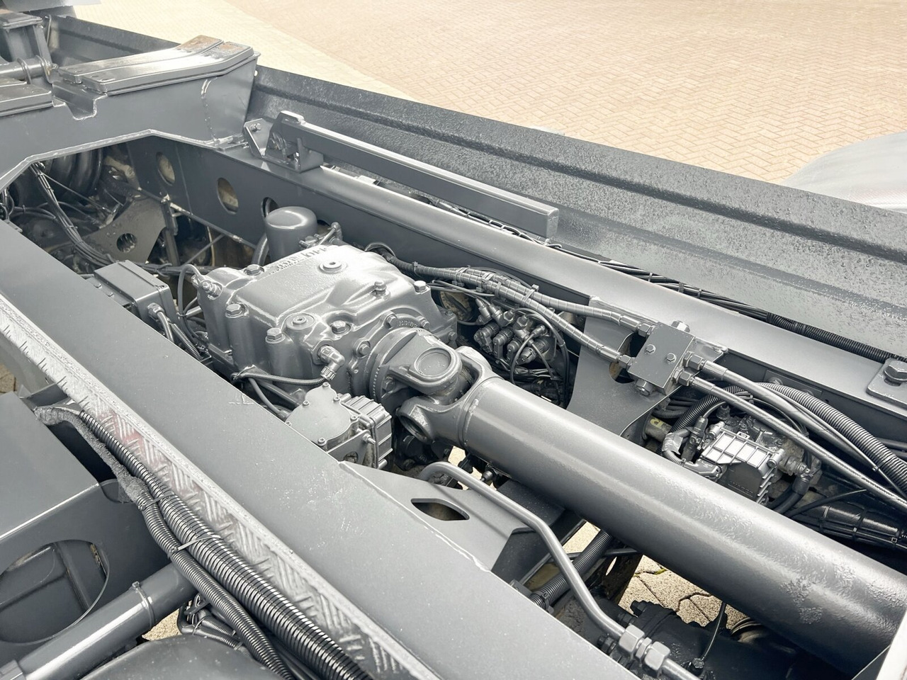 Dúmper Tatra Phoenix 8x8 Phoenix 8x8, Stahlmulde ca. 22m³, hydr. Heckklappe: foto 15 Dúmper Tatra Phoenix 8x8 Phoenix 8x8, Stahlmulde ca. 22m³, hydr. Heckklappe: foto 15