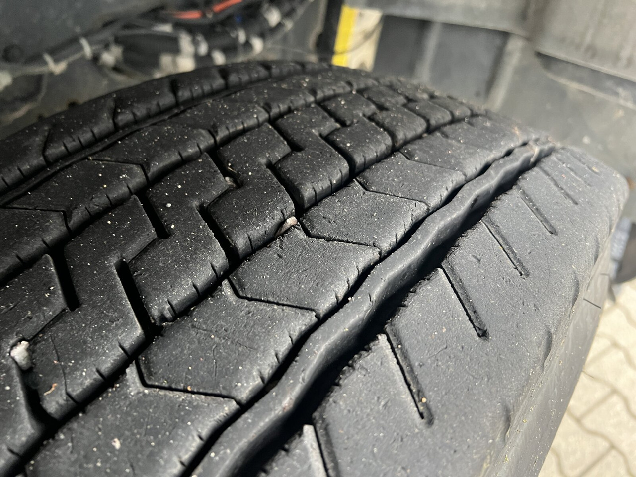 Trakker AD260T36 6x4 Trakker AD260T36 6x4 - Camión chasis: foto 4 Trakker AD260T36 6x4 Trakker AD260T36 6x4 - Camión chasis: foto 4