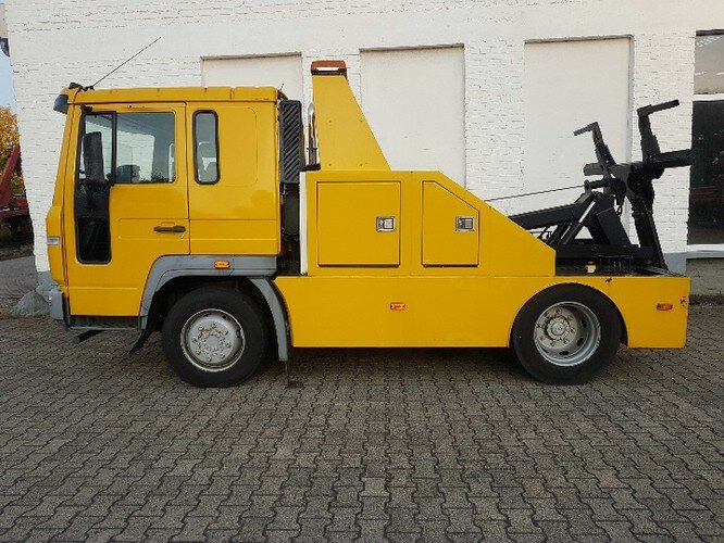 Volvo FL 612 L FL 612 L, Abschleppwagen Hubbrille 3 to - Grua de remolque autos: foto 1 Volvo FL 612 L FL 612 L, Abschleppwagen Hubbrille 3 to - Grua de remolque autos: foto 1