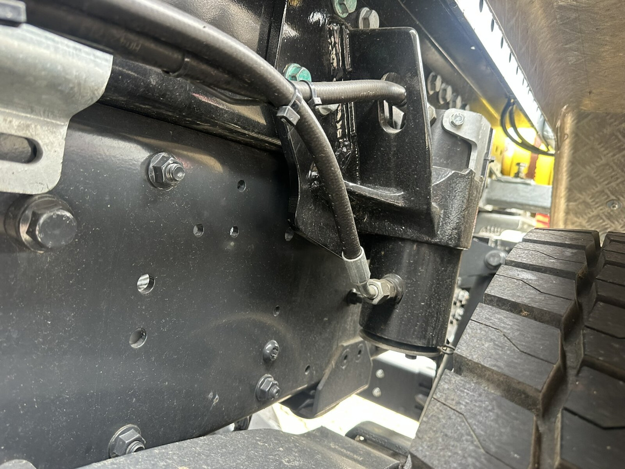 X-Way AD360X48Z 8x4 X-Way AD360X48Z 8x4, Motorabtrieb, Navi, Schub-Knick - Camión multibasculante: foto 4 X-Way AD360X48Z 8x4 X-Way AD360X48Z 8x4, Motorabtrieb, Navi, Schub-Knick - Camión multibasculante: foto 4