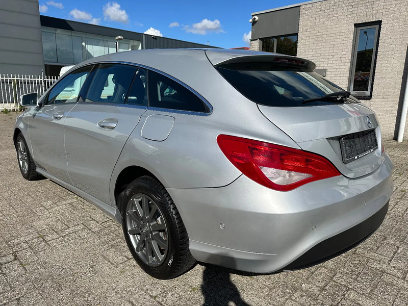Mercedes-Benz CLA-Klasse 200 D - SHOOTING BRAKE + STANDKLIMA + NAVI - Coche: foto 3 Mercedes-Benz CLA-Klasse 200 D - SHOOTING BRAKE + STANDKLIMA + NAVI - Coche: foto 3