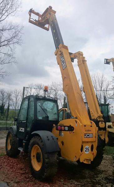 JCB 541-70WM - Manipulador telescópico: foto 2 JCB 541-70WM - Manipulador telescópico: foto 2