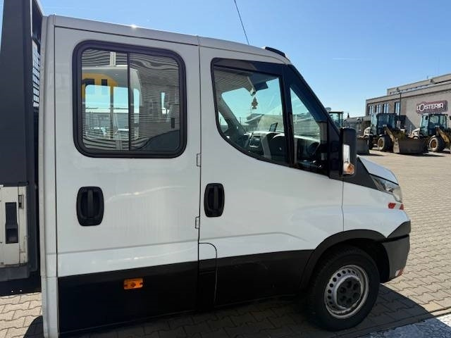 Iveco Daily 35 S12 - Furgón: foto 4 Iveco Daily 35 S12 - Furgón: foto 4
