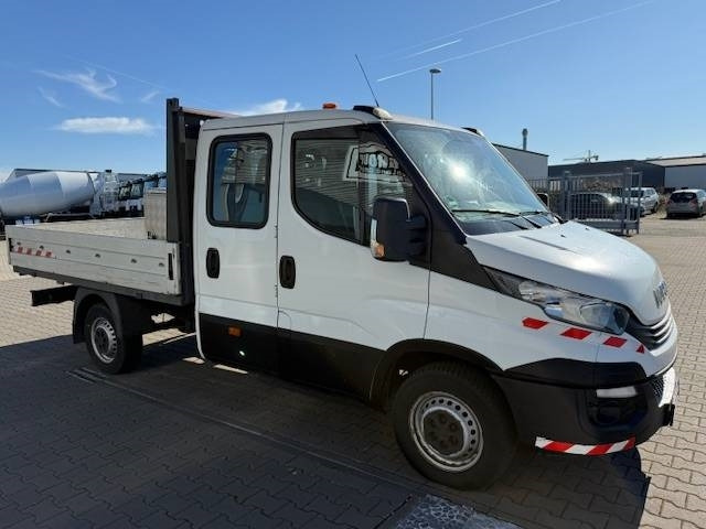 Iveco Daily 35 S12 - Furgón: foto 5 Iveco Daily 35 S12 - Furgón: foto 5