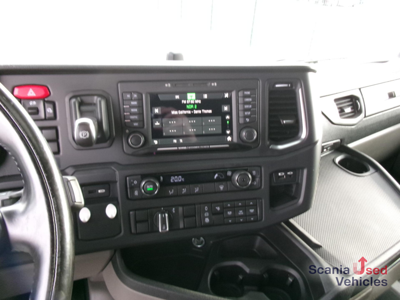 SCANIA R 450 A4x2EB Mega 2 Tanks Standklima - Cabeza tractora: foto 2 SCANIA R 450 A4x2EB Mega 2 Tanks Standklima - Cabeza tractora: foto 2