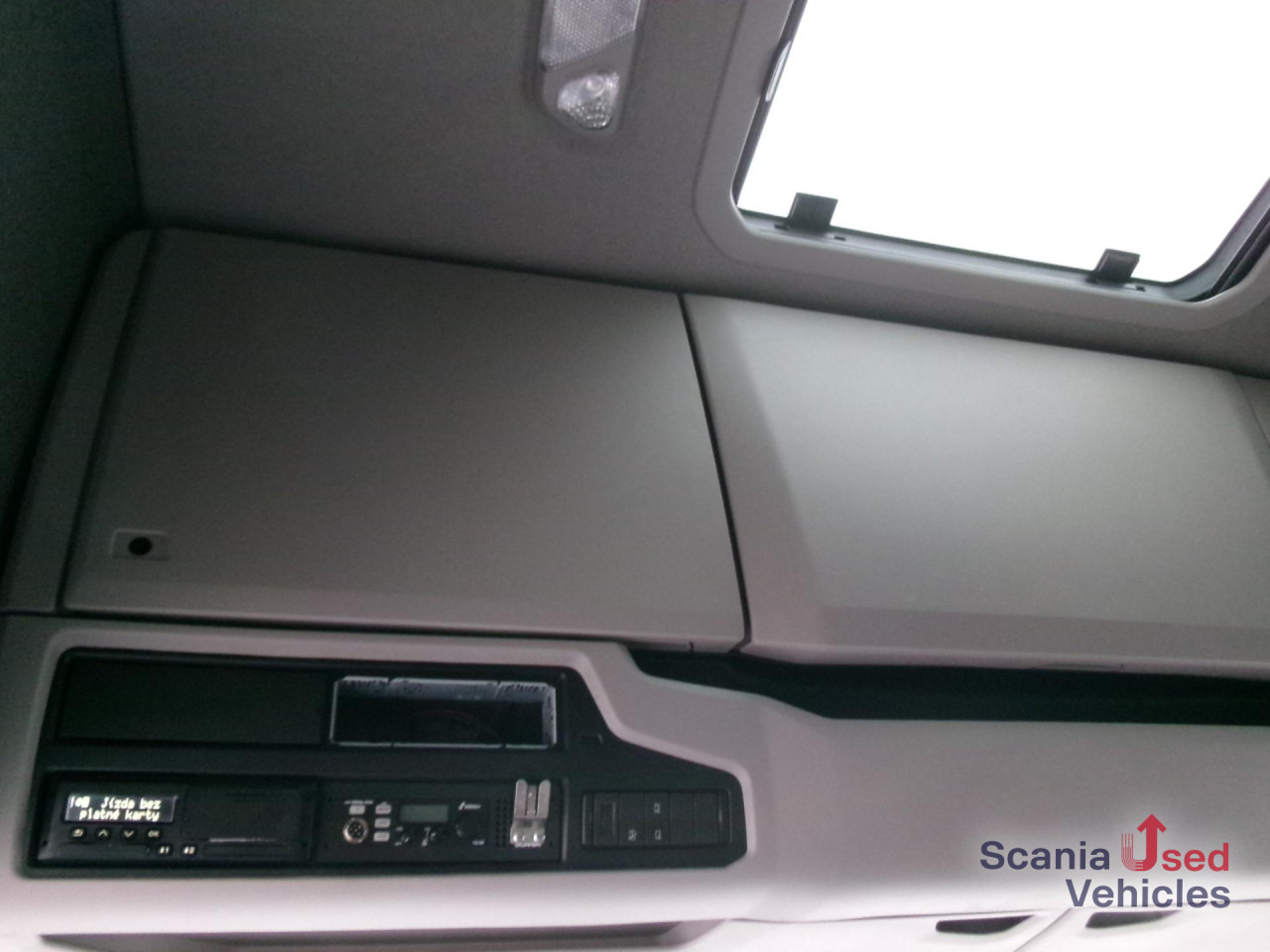 SCANIA R 450 A4x2EB Mega Standklima 2 Tanks - Cabeza tractora: foto 4 SCANIA R 450 A4x2EB Mega Standklima 2 Tanks - Cabeza tractora: foto 4