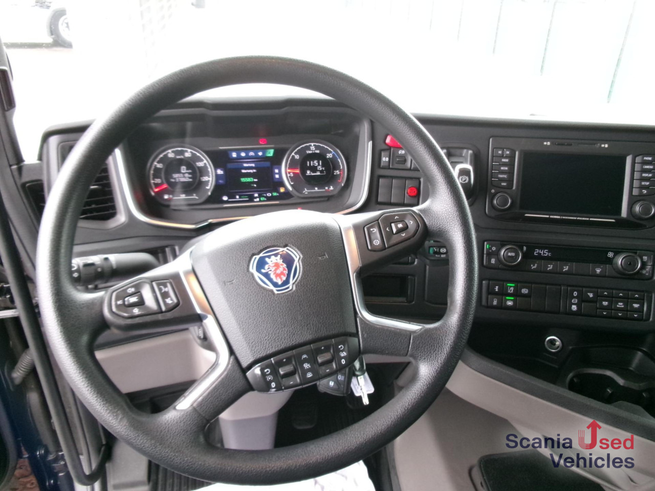 SCANIA R 450 A4x2NA - Cabeza tractora: foto 4 SCANIA R 450 A4x2NA - Cabeza tractora: foto 4