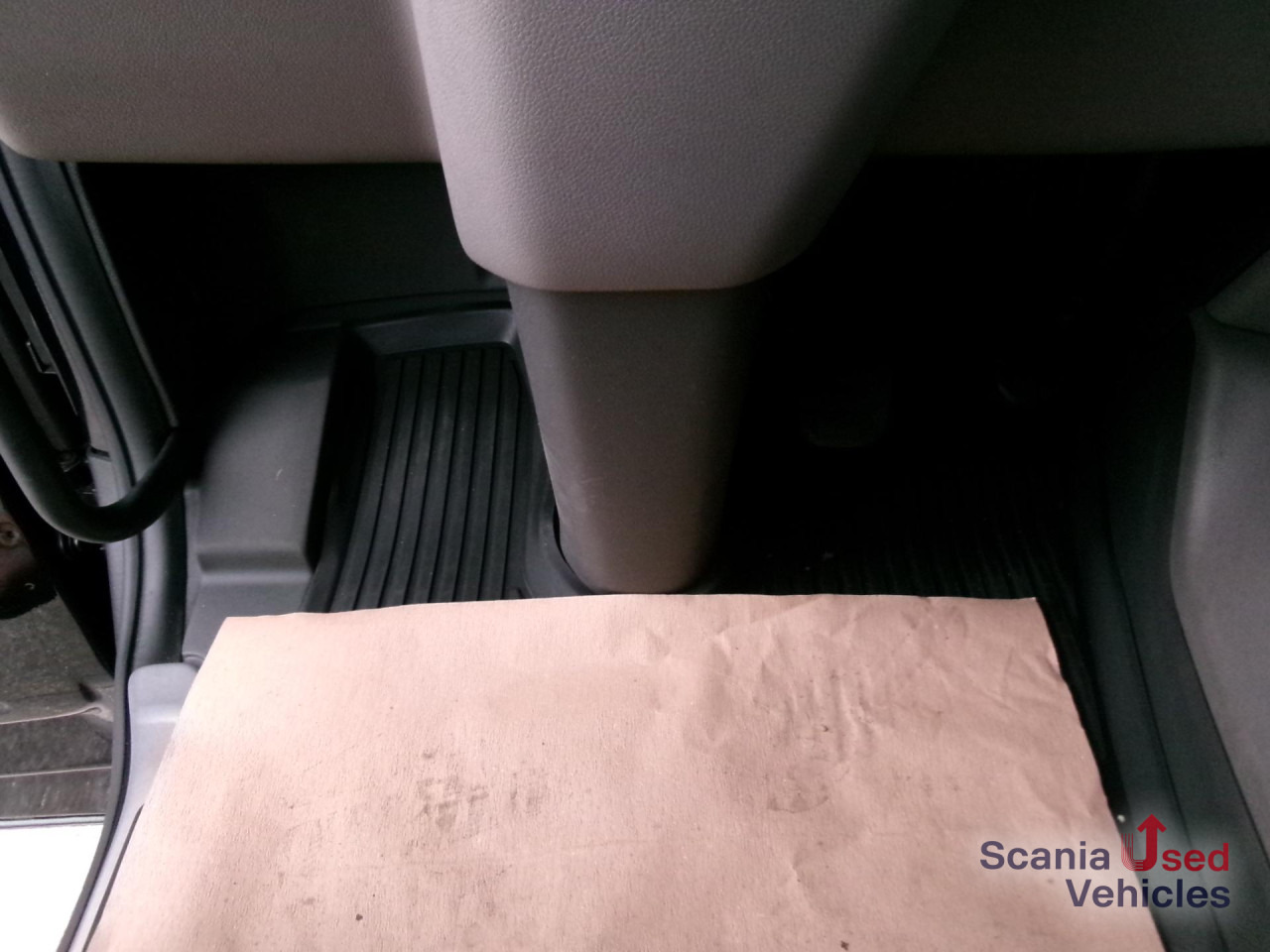 SCANIA R 450 A4x2NA - Cabeza tractora: foto 4 SCANIA R 450 A4x2NA - Cabeza tractora: foto 4