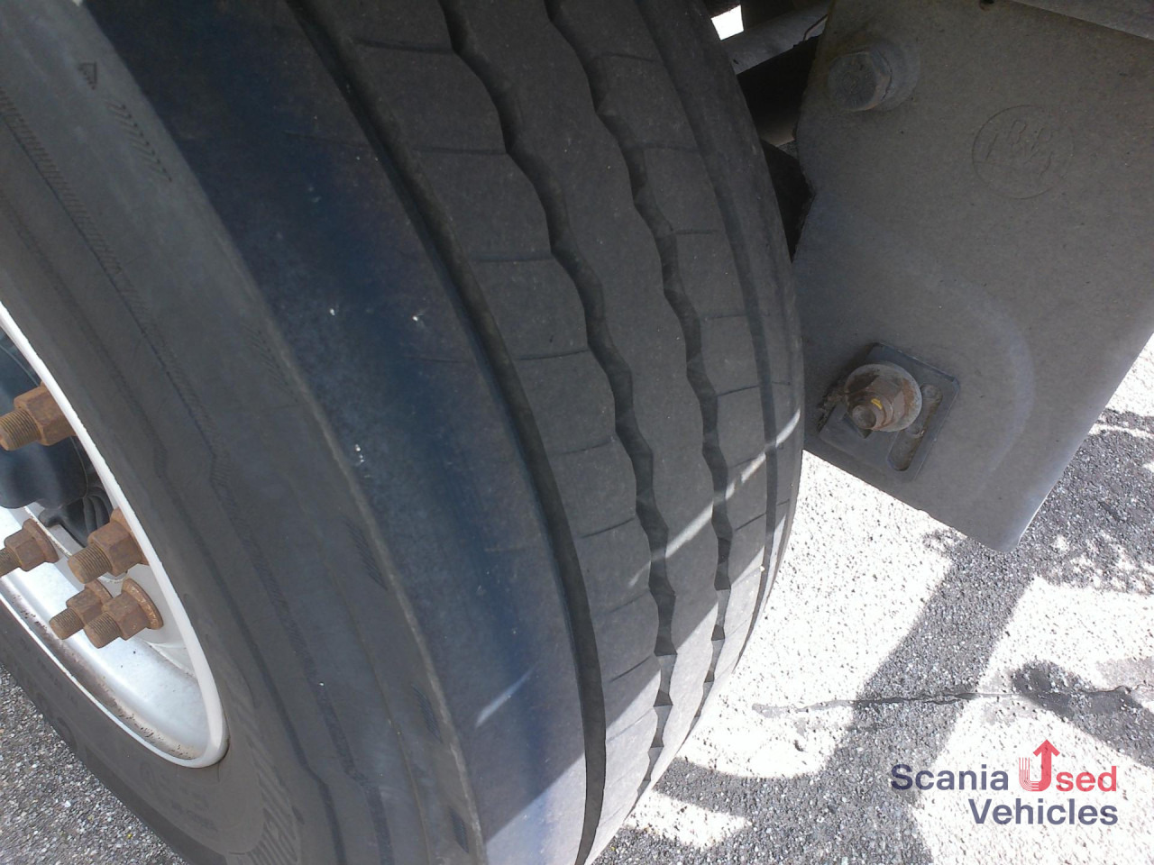 WECON Durchlader mit LBW Palfinger/MBB 2,0T - Remolque caja cerrada: foto 4 WECON Durchlader mit LBW Palfinger/MBB 2,0T - Remolque caja cerrada: foto 4